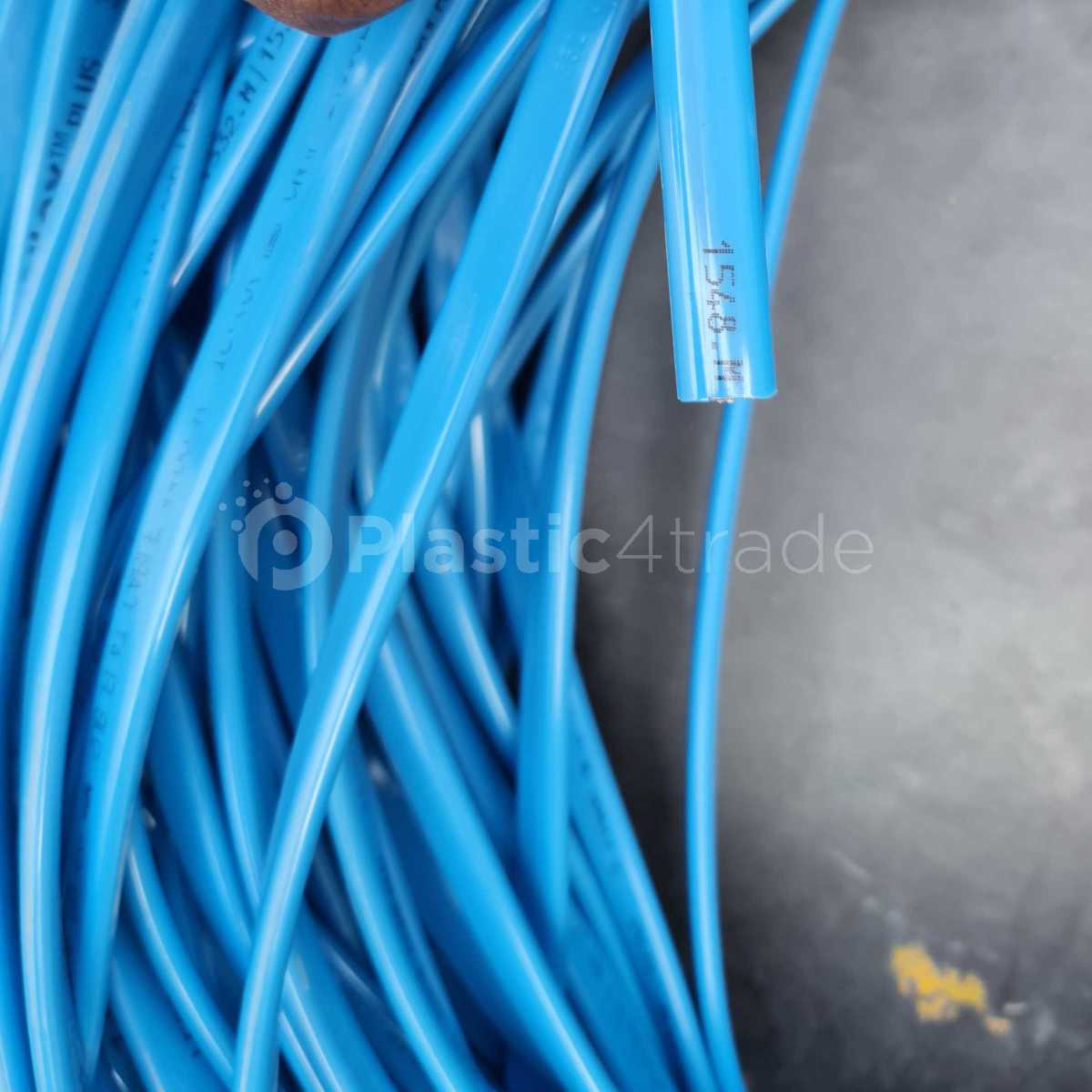 PET FLAKES HOT WASH PVC Resin Cable gujarat india Plastic4trade