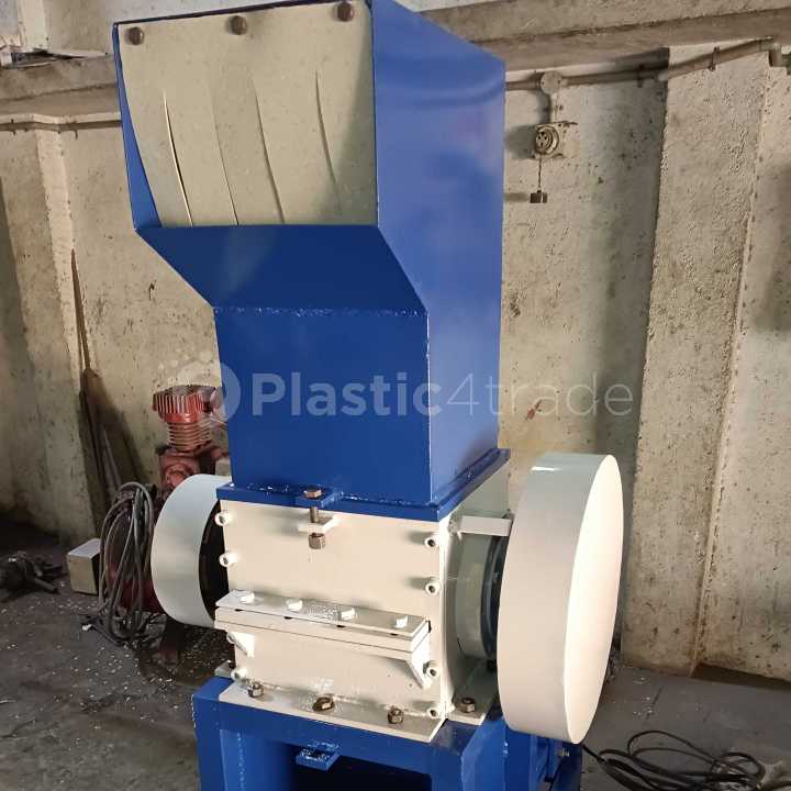 PLASTIC SCRAP GRINDER MACHINE HDPE Mix Material Mix Scrap gujarat india Plastic4trade